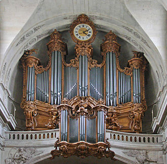 330px-Les_grandes_orgues_historiques_de_l'église_SAINT-ROCH_(Paris)